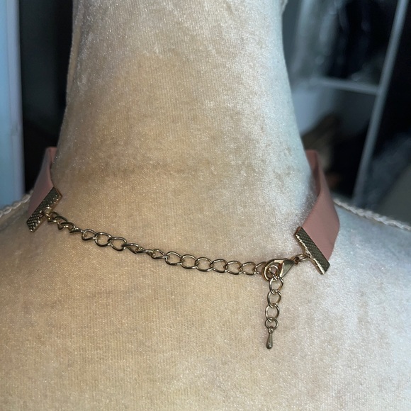 2 chokers Bow Tie, Faux Leather - Picture 5 of 5